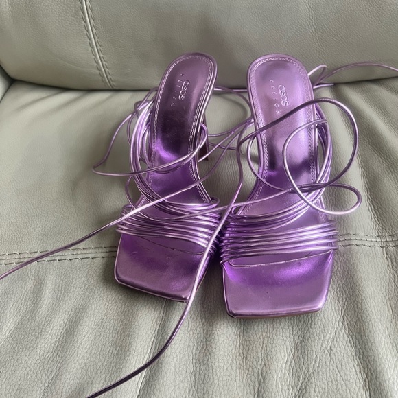 ASOS Strappy Tie Leg Sandals - Picture 9 of 9